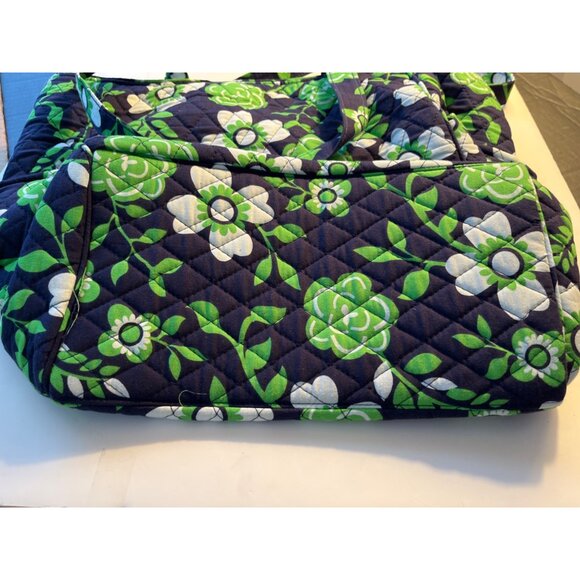 New with Tags, SPC Green Navy White Flowered Large Tote Laptop Tablet - Picture 11 of 11